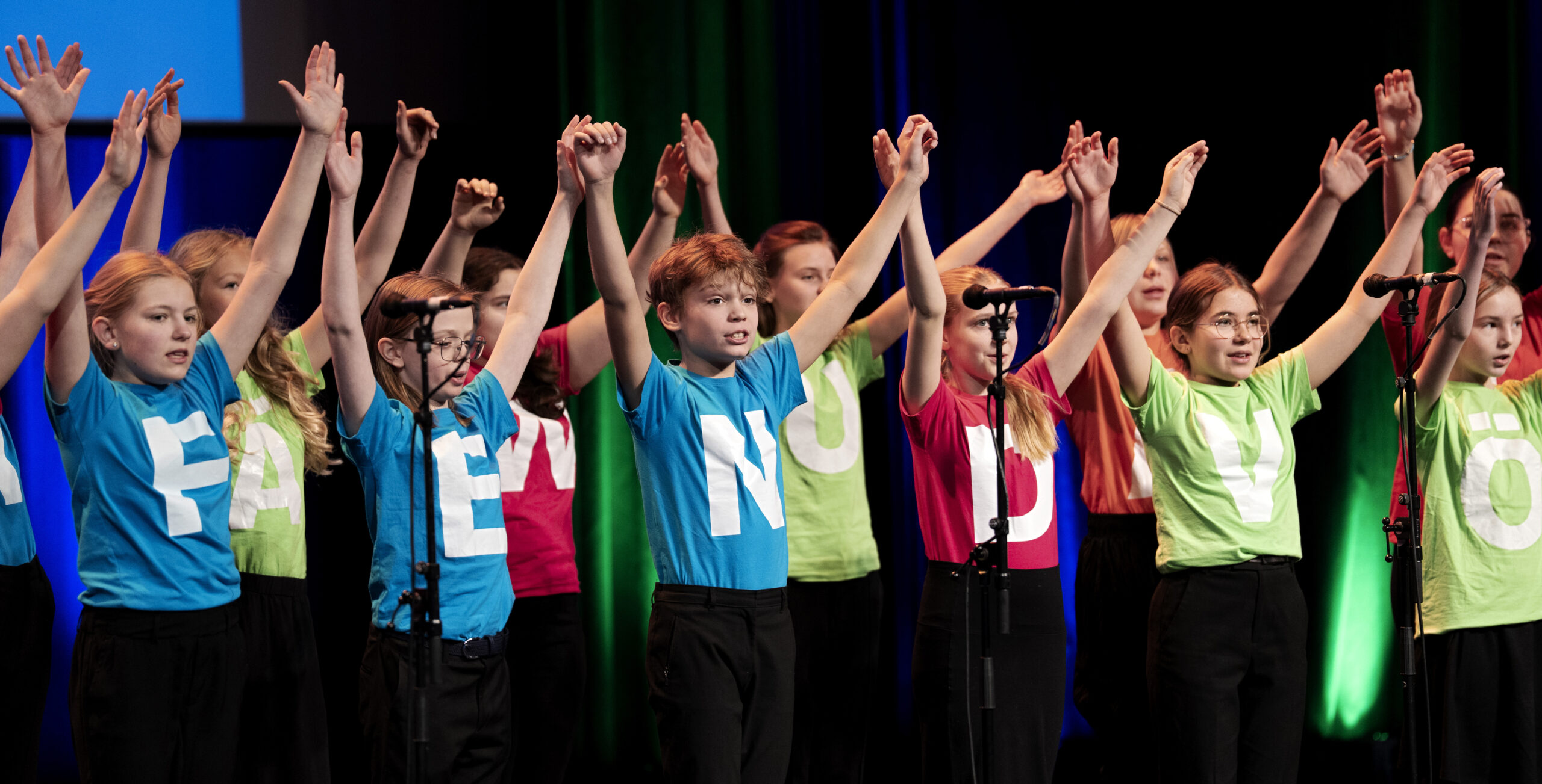 Musikelever uppträder på scen